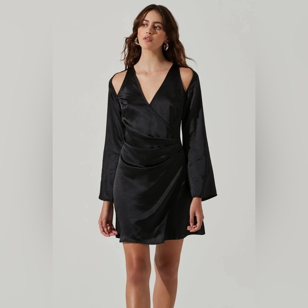 ASTR The Label Medium Black Satin Wrap Mini Dress Shoulder Cut Outs Bell Sleeves